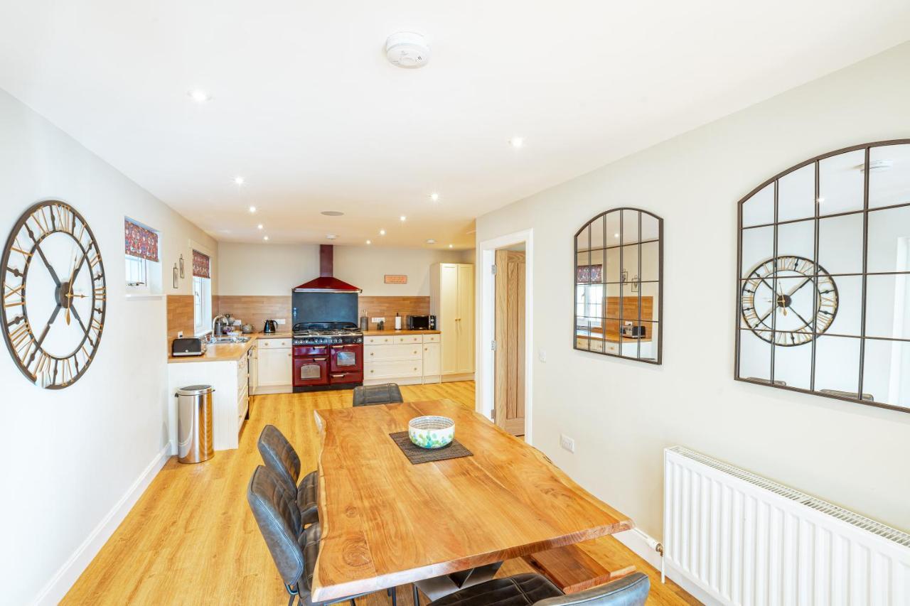 Sparrowhawk Cottage With Hot Tub Newton Stewart Exterior foto
