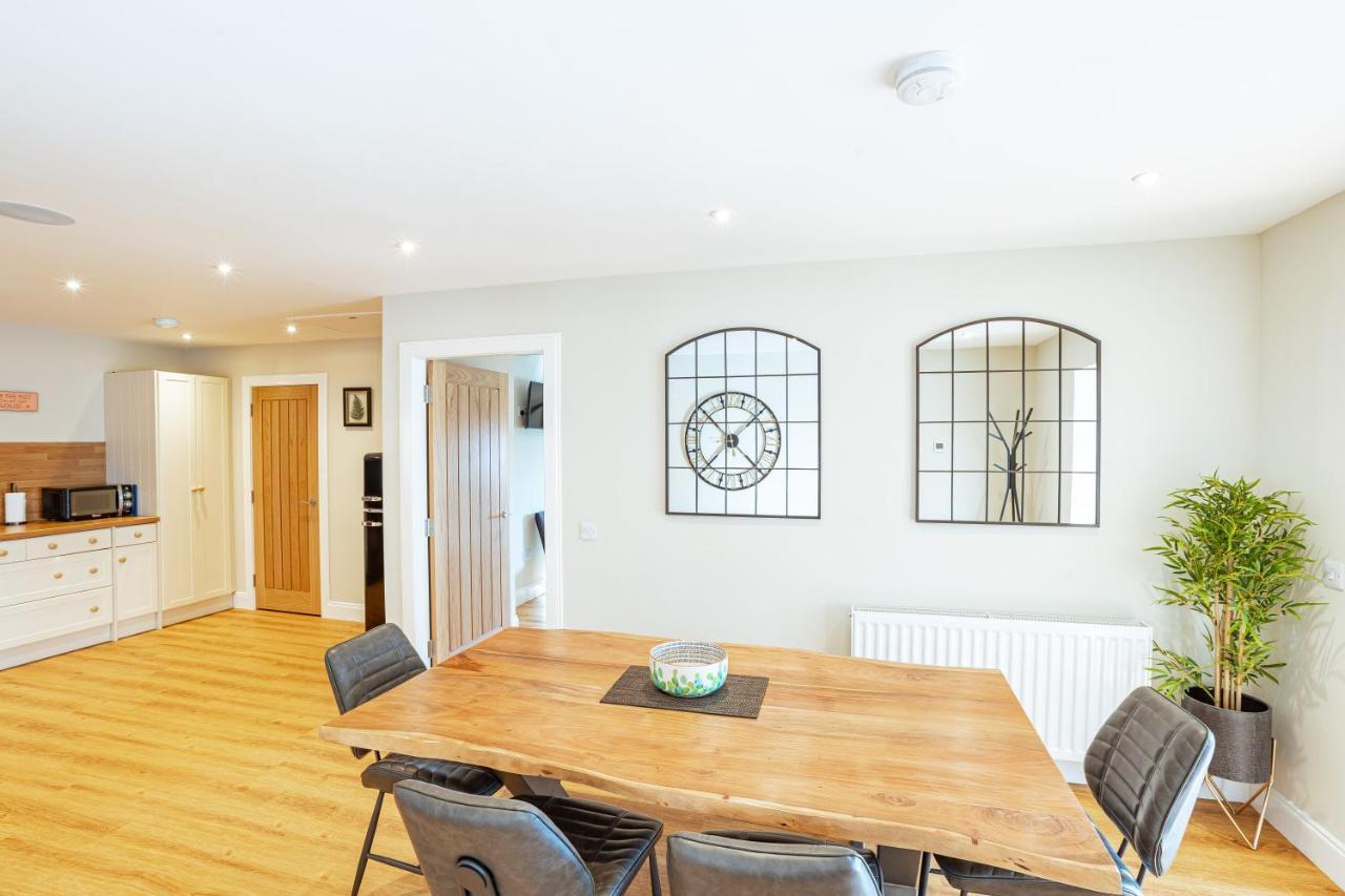 Sparrowhawk Cottage With Hot Tub Newton Stewart Exterior foto