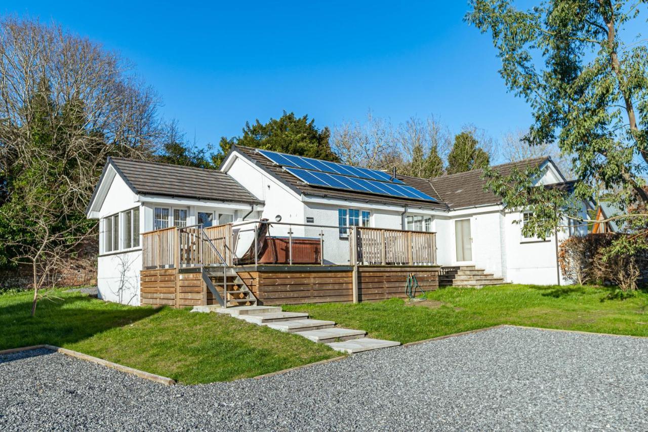 Sparrowhawk Cottage With Hot Tub Newton Stewart Exterior foto